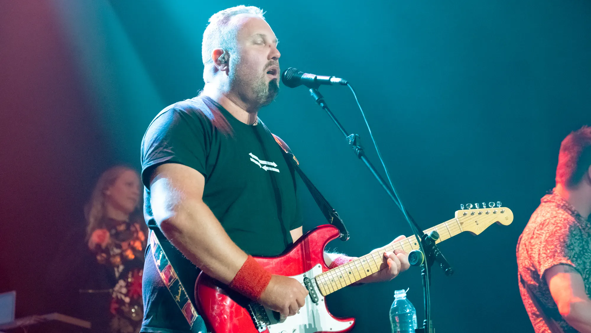 DS:UK, Live on stage, photo 1